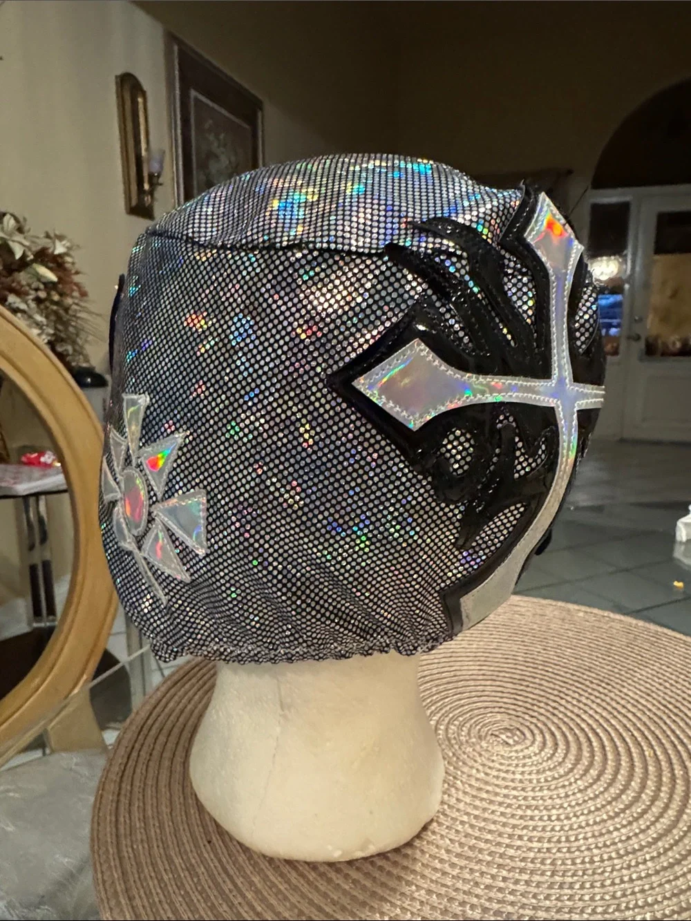 Aew shiny iridescent